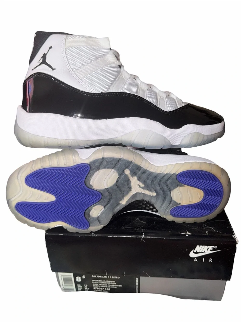 *new* Jordan 11 Retro Concord - White/Black/Icy Blue